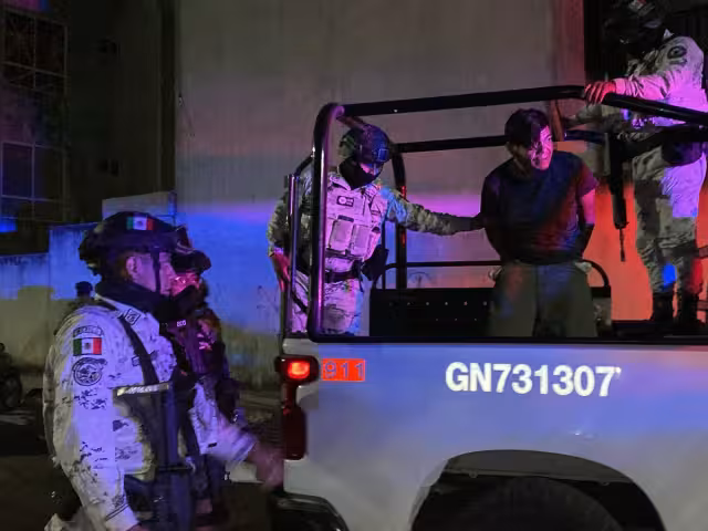 Sujetos en las privadas Lakin fueron señalados de asesinato.