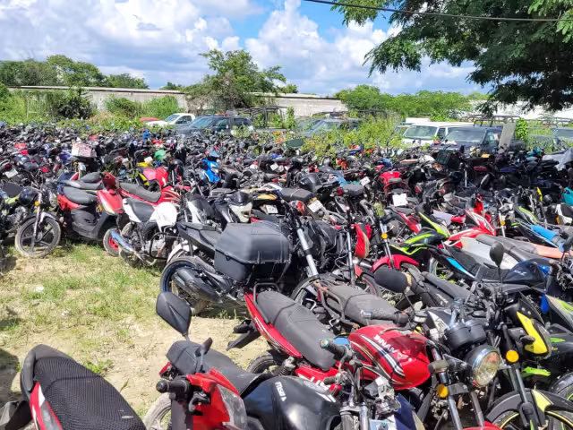 El programa “Liberación de Verano: Recupera tu Moto” ha entregado 40 vehículos a sus propietarios, incluyendo 37 motocicletas y 3 automóviles.