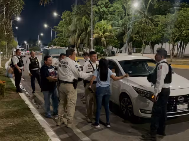 Siete autos asegurados y altercado con una mujer violenta durante operativo