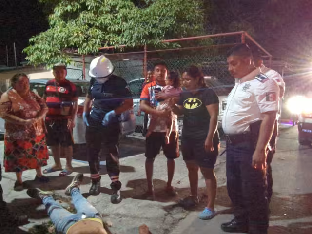 Personal de rescate lo trasladó a un hospital