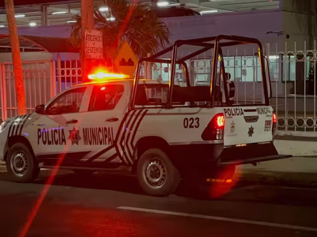 La víctima fue llevada a la ciudad capital para recibir atención médica