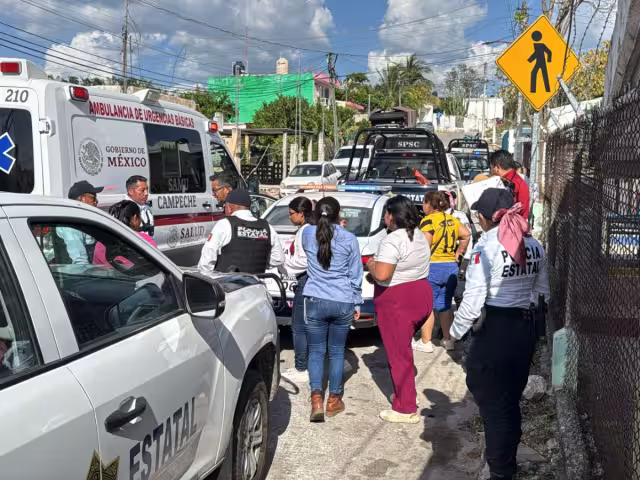 Al lugar acudieron elementos de diferentes corporaciones, para auxiliar a la joven, que se encontraba amordazada.