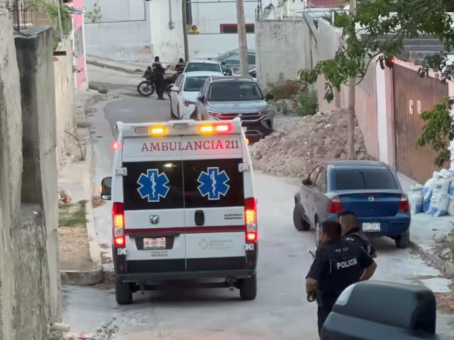 Un hombre desconocido corría pidiendo auxilio antes de perder el equilibrio y rodar cuesta abajo en la colonia Vicente Guerrero.