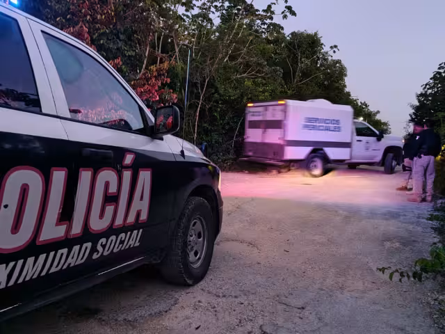Elementos policiacos y los Servicios Periciales atendieron el llamado de emergencia.