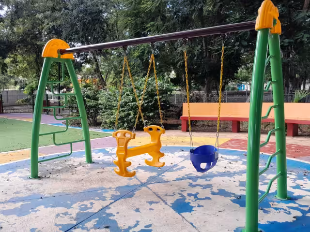Se llevaron el columpio con todo y cadena