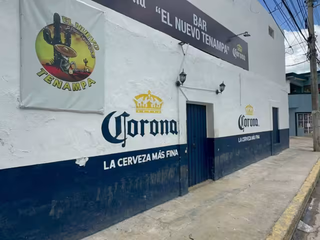 Sujetos en motocicleta dispararon contra el bar “Nuevo Tenampa” en Campeche.