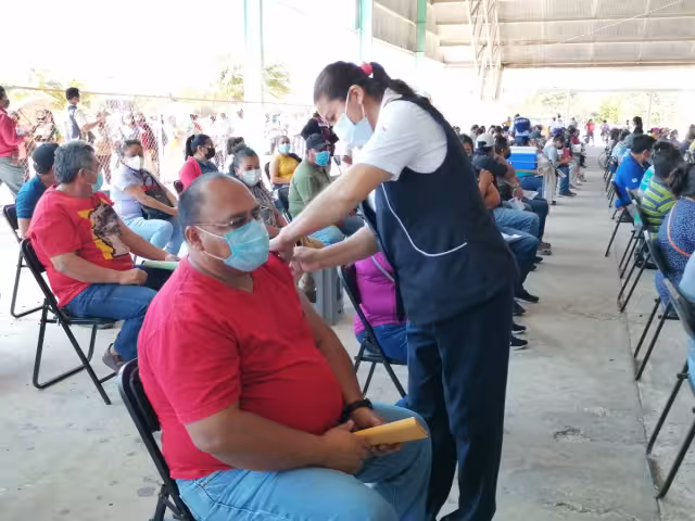 A partir del lunes 13 de octubre inicia la campaña de vacunación contra la influenza en Carmen y Palizada.