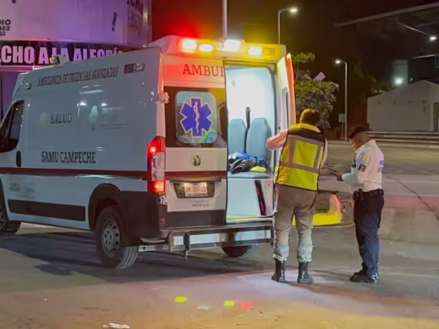 Motociclista hospitalizado luego de accidente en cruce con Ruiz Cortinez