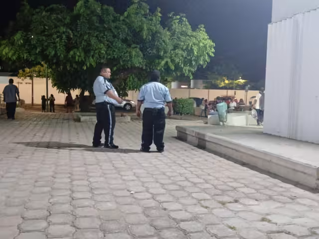Presunto drogadicto irrumpe en el IMSS de Chetumal