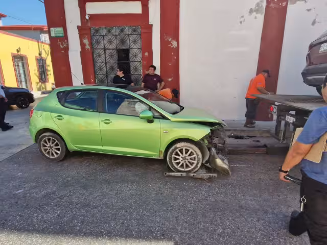 Menor herido en aparatoso accidente