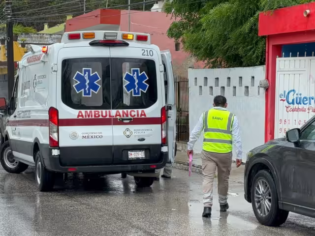 El lesionado fue atendido por paramédicos