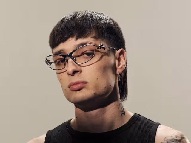 Peso Pluma aparece junto a Kanye West en video