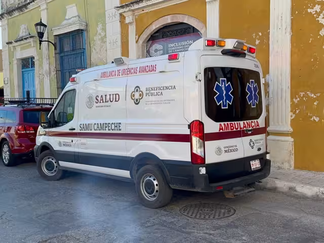 Mujer sufre crisis epiléptica en oficinas de Inclusión en Campeche