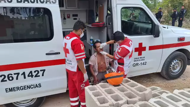 El adulto mayor recibió un maderazo en la nariz, que le provocó una gran hemorragia.