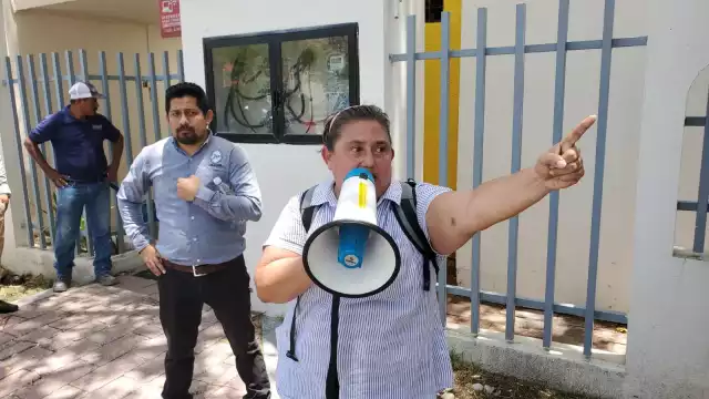 Elección del SUTUNACAR se torna violenta con robo de urnas y acusaciones de fraude.