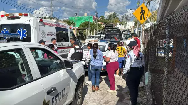 Al lugar acudieron elementos de diferentes corporaciones, para auxiliar a la joven, que se encontraba amordazada.