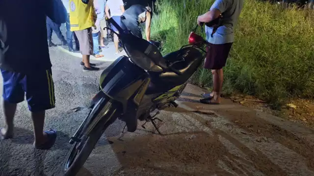 El conductor de una motocicleta no respetó su alto y presuntamente manejaba bajo los efectos del alcohol.