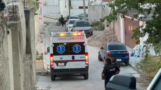 Un hombre desconocido corría pidiendo auxilio antes de perder el equilibrio y rodar cuesta abajo en la colonia Vicente Guerrero.
