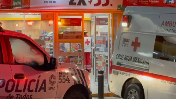 El botín que se llevó fue dinero en efectivo, mercancía y pertenencia de las empleadas El botín que se llevó fue dinero en efectivo, mercancía y pertenencia de las empleadas