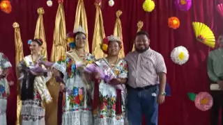 Ambiente de fiesta en concurso de Embajadora Parroquial