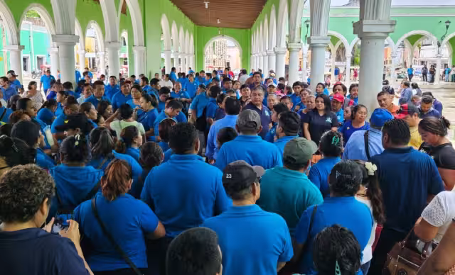 n Hecelchakán el despido masivo afectó a 120 personas que fueron contratadas por el alcalde saliente.