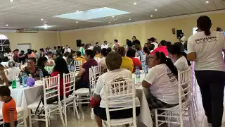 Joaquín Díaz Mena platica sobre sus propuestas ante mujeres del Norte de Mérida: EN VIVO