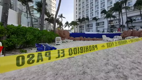 De acuerdo con información extraoficial se trata de un comerciante de playa