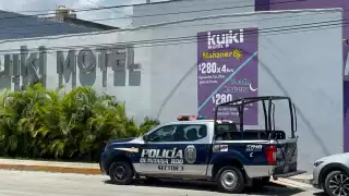FGE realiza operativo en el Motel Kuiki en Cancún