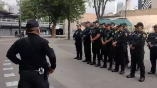 Suspenden   a Policía por participar en video de Luna Bella en el Metro de la CDMX 
