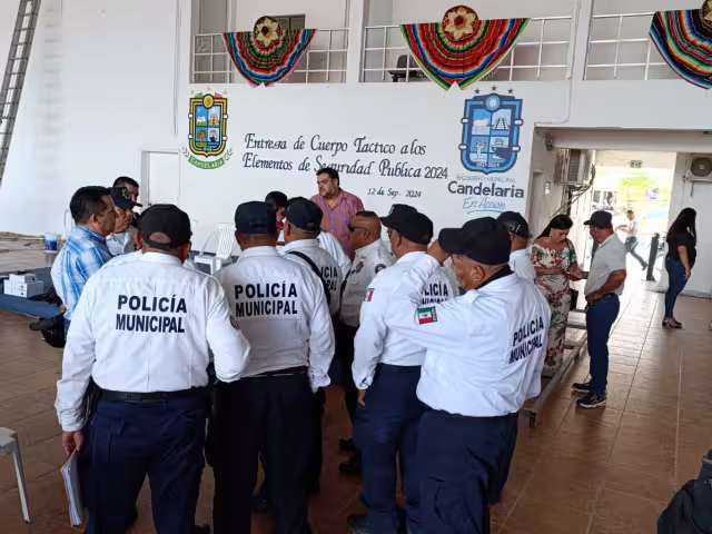 Los agentes recibieron 7,500 pesos en lugar de los 24,800 pesos que consideran les corresponden