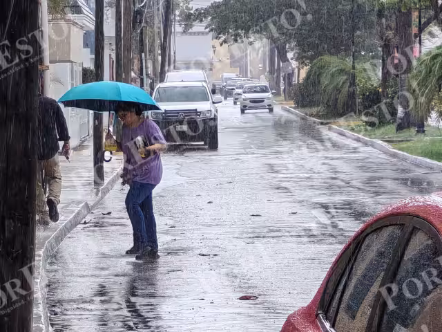 Onda tropical dejará varios días de tormenta en Campeche; vigilan posible “Melissa” en el Caribe