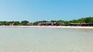Habitantes de Holbox exigen prohibir las motos acuáticas en la reserva natural