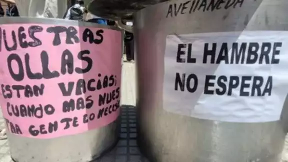 Un juez Sebastián le ordenó al Ministerio de Capital Humano de Argentina, que informe cuántos alimentos tiene y que los distribuya de inmediato Un juez Sebastián le ordenó al Ministerio de Capital Humano de Argentina, que informe cuántos alimentos tiene y que los distribuya de inmediato