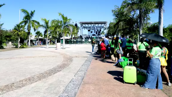 Señalaron que después de cada actividad, un sinfín de basura termina en el mangle.