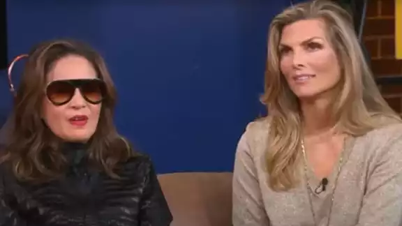 Yolanda junti a Mose Oliver Yolanda junti a Mose Oliver