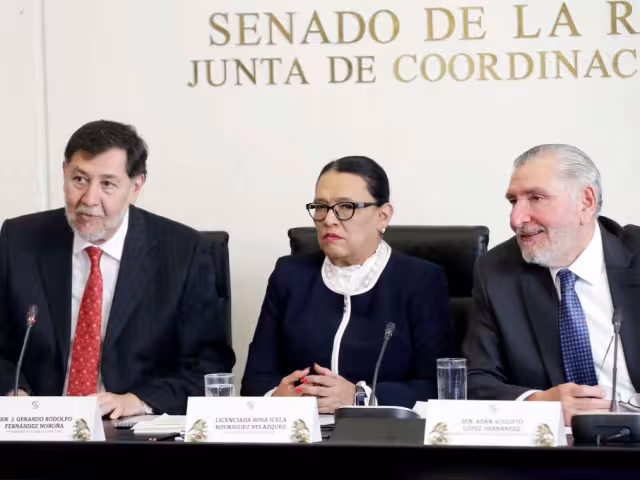 La secretaria de Gobernación, Rosa Icela Rodríguez Velázquez sostuvo un ecuentro con senadores