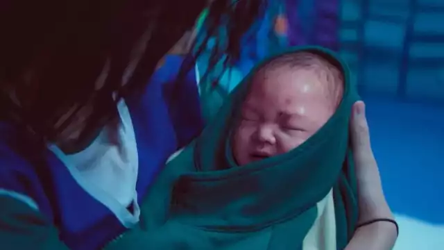 El bebé que enterneció el final de la serie