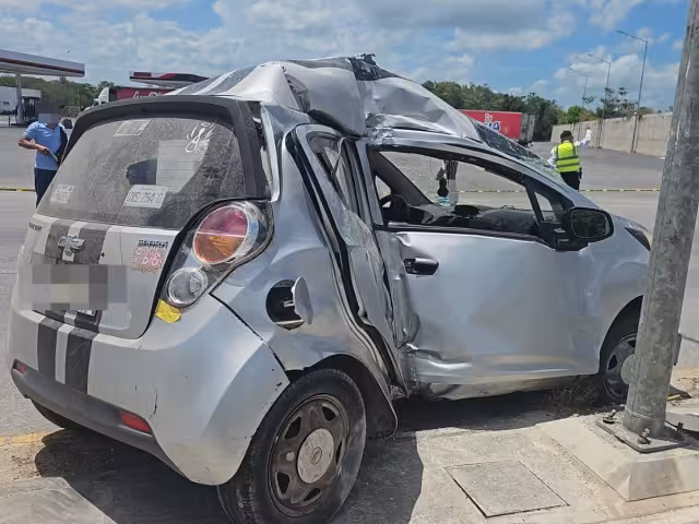 Mientras era auxiliado por los paramédicos, perdió la vida