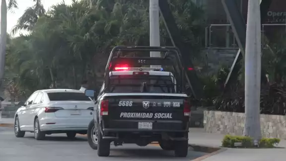 Vikrant Bhardwaj,  acusado por diversos  ilícitos en EE. UU.   convivía en eventos  con autoridades y  empresarios locales