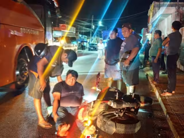 Accidente en Calkiní deja un motociclista lesionado y mototaxista detenido