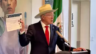Embajador Ken Salazar advierte sobre riesgos de la reforma judicial en México