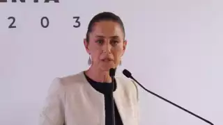 Claudia Sheinbaum nombró a la primera mujer al frente de la CFE: Emilia Calleja Alor