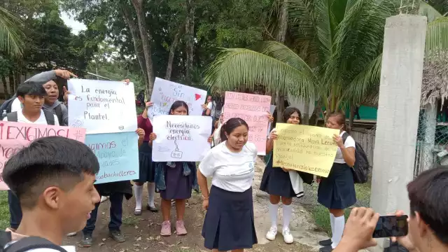 Más inconformidades dentro del plantel salieron a la luz