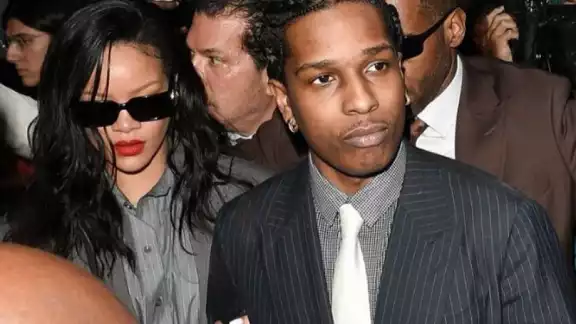 A$AP Rocky junto a Rihanna tras el veredicto del jurado