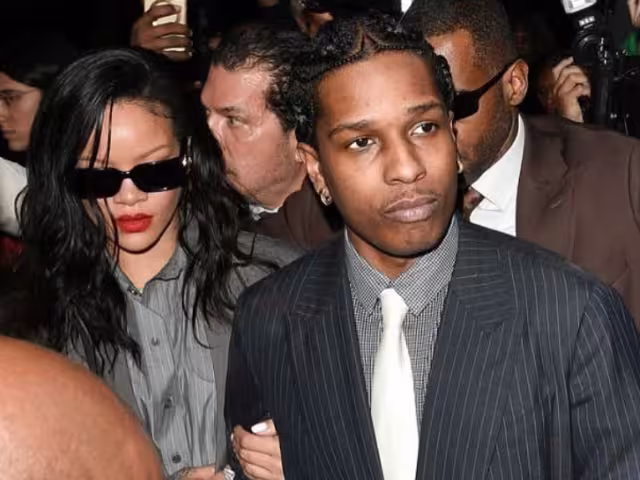 A$AP Rocky junto a Rihanna tras el veredicto del jurado