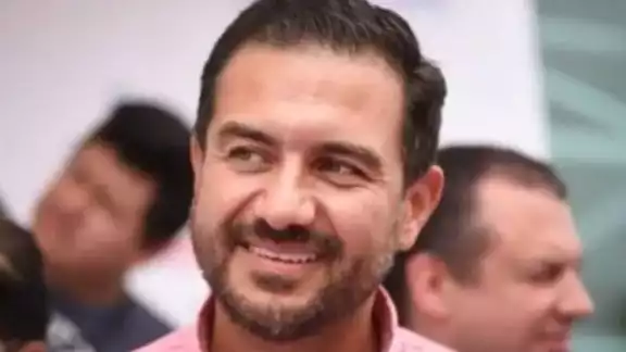 Miguel Ángel Yunes Márquez, senador por Veracruz, solicitó licencia a través de una misiva enviada a la Mesa Directiva del Senado Miguel Ángel Yunes Márquez, senador por Veracruz, solicitó licencia a través de una misiva enviada a la Mesa Directiva del Senado