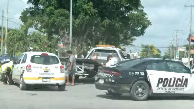 Reportan accidente vial de miles de pesos en daños materiales