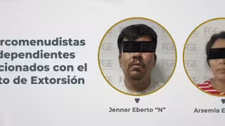 Durante el operativo, agentes de investigación aseguraron presuntas drogas, un vehículo y dos teléfonos celulares