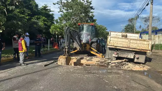 lo primero que se realizará será el relleno con la colocación de las piedras, para proceder con la base hidráulica que se encargará de darle firmeza a la superficie