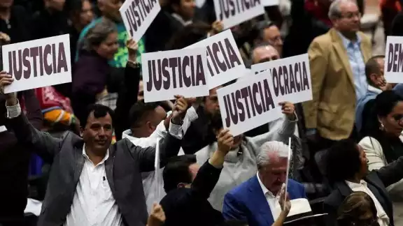 Juan Ramón de la Fuente y Marcelo Ebrard respondieron que el pueblo mexicano es capaz de juzgar lo que es mejor para sus intereses